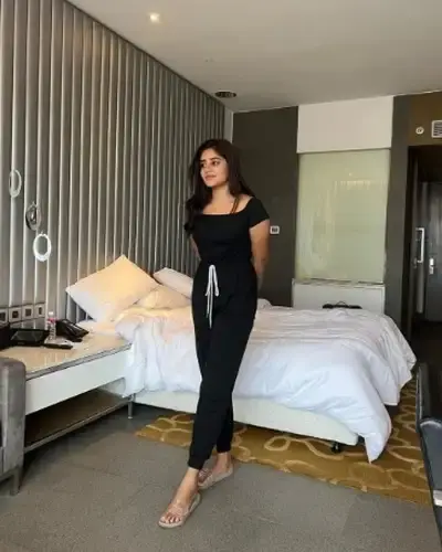 Call Girls Gharaunda Cash On Delivery